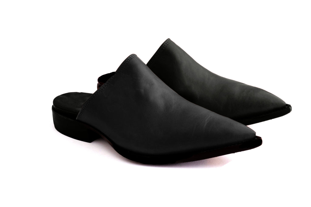 Navaja: Black Leather Mules