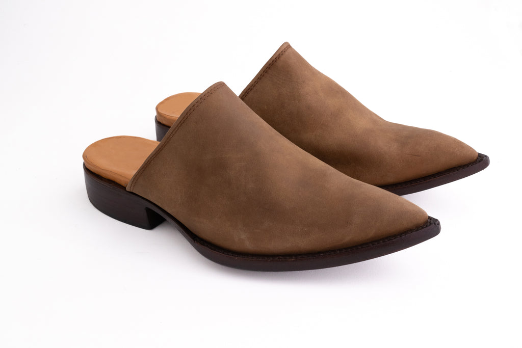 Navaja: Taupe Suede Mules