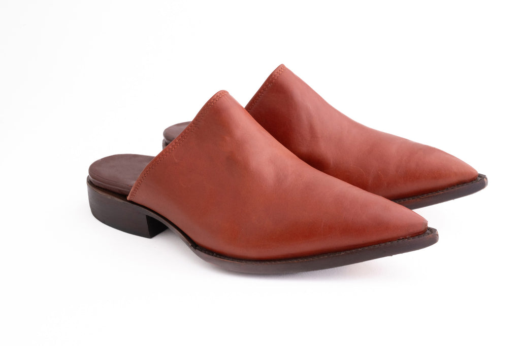 Navaja: Burgundy Leather Mules